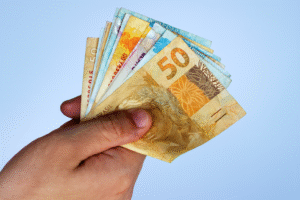 Benefícios sociais empresariais ganham força como diferencial para trabalhadores.