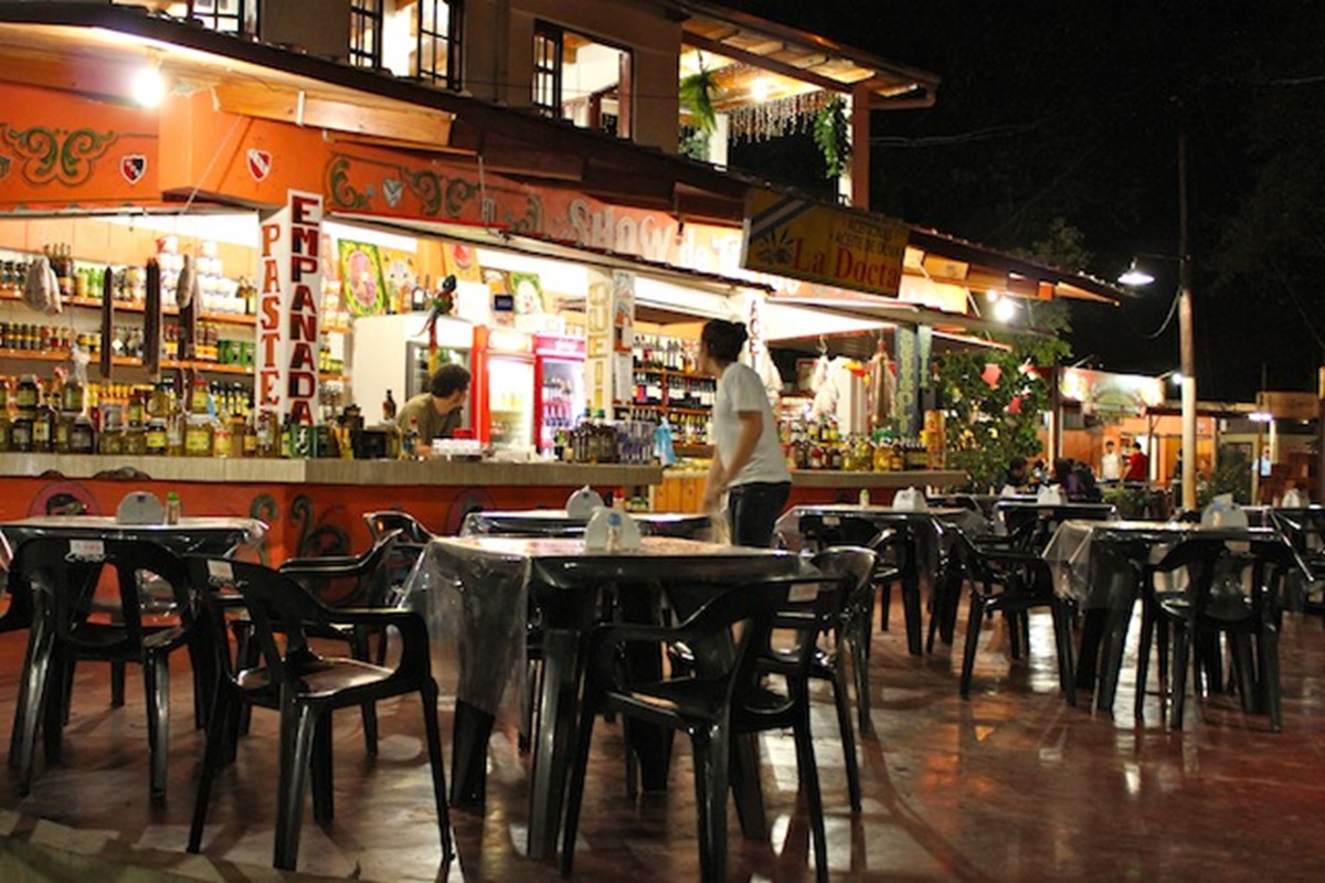Feirinha de Puerto Iguazú: tradição, compras e boa gastronomia. Imagem: Prefeitura de Puerto Iguazú