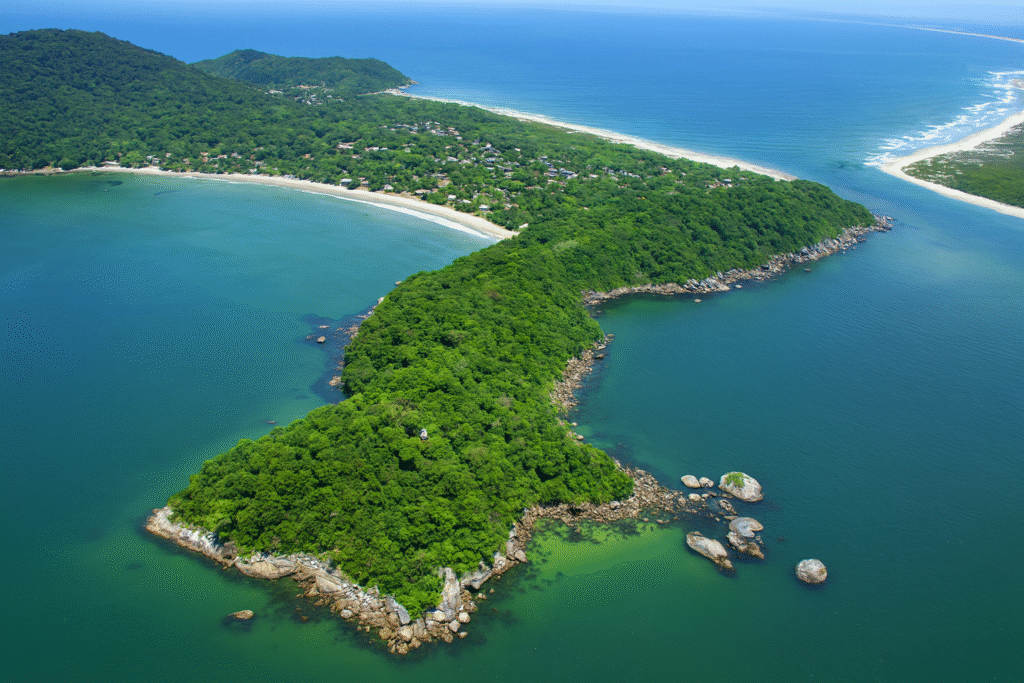 Ilha do Mel é perigoso? Veja os riscos e cuidados para curtir sem medo.