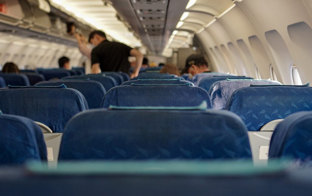Querosene de avião fica 3,7% mais barato e alivia preço de passagens. Imagem: Pixabay