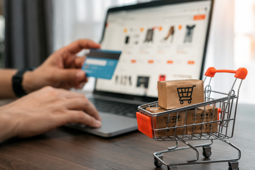 Compra em site estrangeiro pode ficar mais cara para consumidores do Tocantins